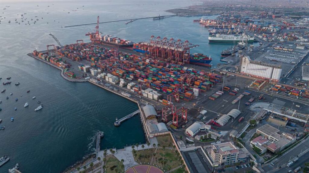 Gran tsunami golpearía Perú con olas de hasta 40 metros, revela nuevo estudio Gran tsunami golpearía Perú con olas de hasta 40 metros, revela nuevo estudio