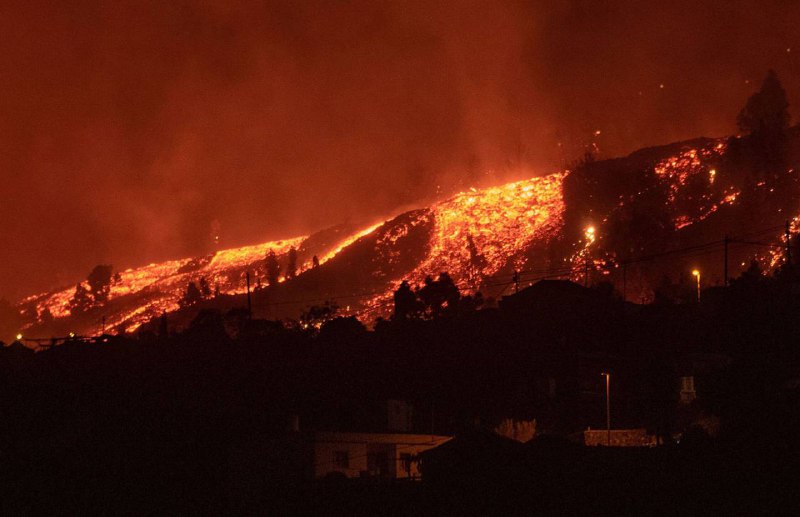 Erupción en Cumbre Vieja, demasiado pronto para hablar de un mega-tsunami Erupción en Cumbre Vieja, demasiado pronto para hablar de un mega-tsunami